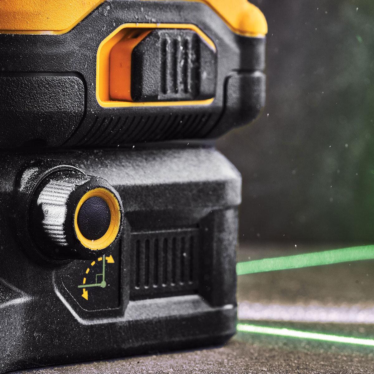 DeWalt 20V MAX XR Green Laser